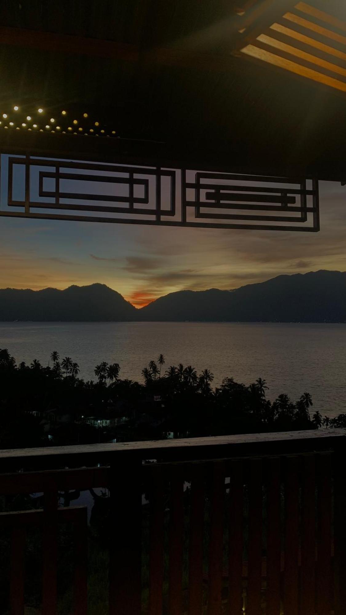 Bagoes View Cottages Maninjau エクステリア 写真