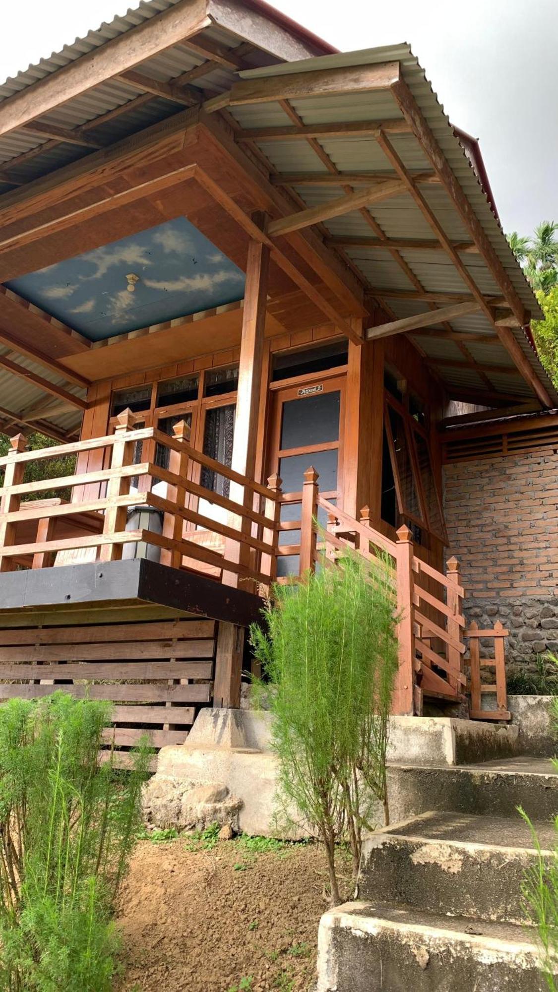 Bagoes View Cottages Maninjau エクステリア 写真